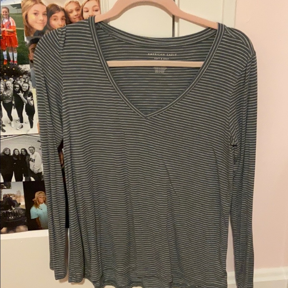 american eagle soft and sexy top
